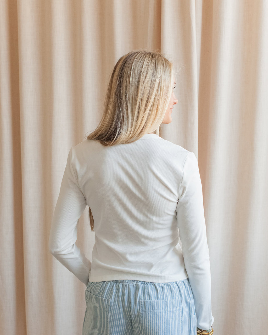Annie Tee - White