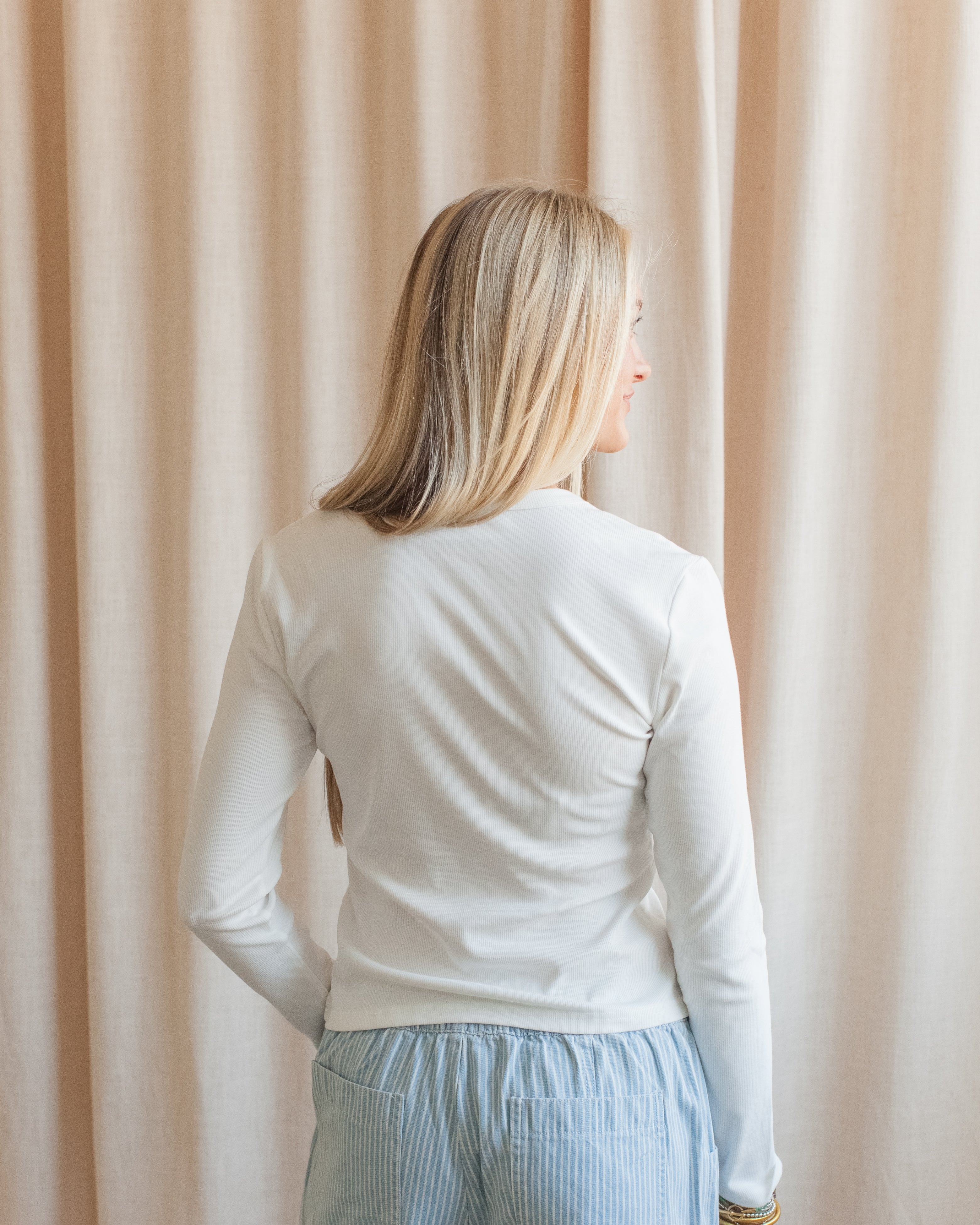 Annie Tee - White